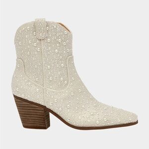 Betsey Johnson Diva Ivory Pearl Boot